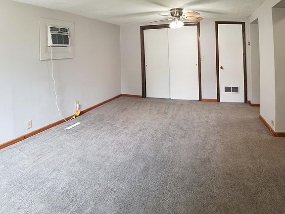 3rd image of 458 S 30th St