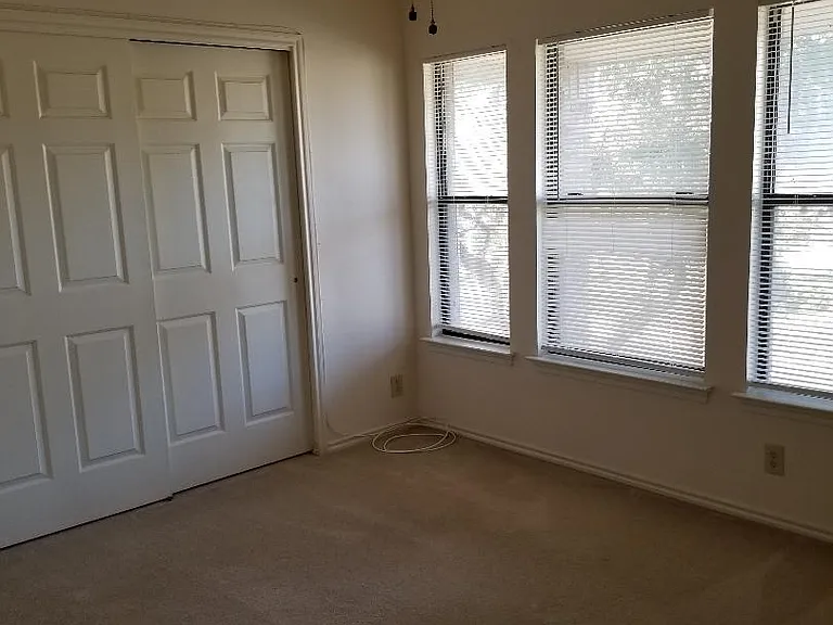 14234 Emerald Hill Dr — Photo 14