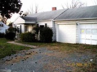 4001 Holts Chapel Rd, Greensboro, NC 27401