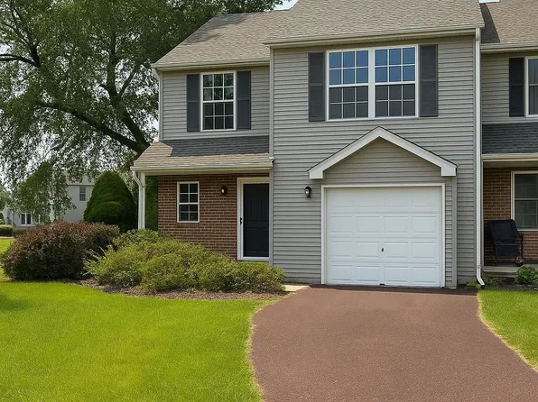 180 Seckel Ct, Telford, PA 18969