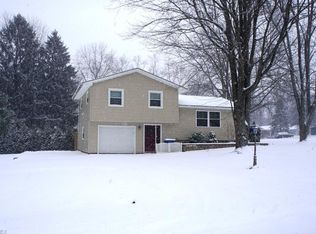 1224 Idlewood Dr, Mogadore, OH 44260