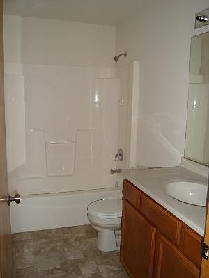 4th image of 971 S Foxgrove Dr