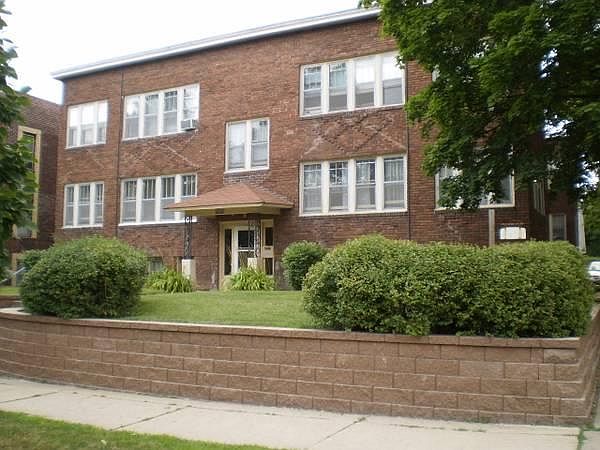 1st image of 1823 Portland Ave #10