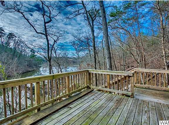 3rd image of 6320 Lake Vista Dr