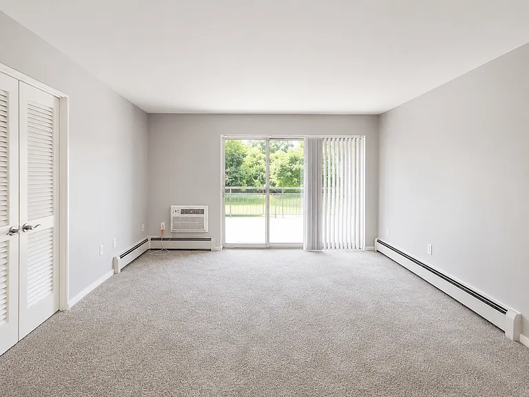 Lexington Hills Apartments — Photo 80