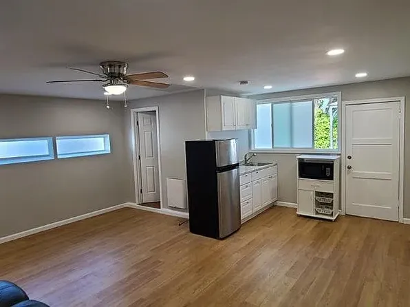 (undisclosed Address), Redwood City, CA 94063