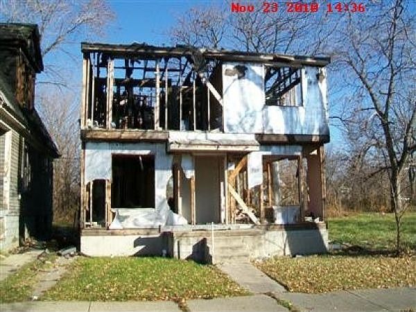 1st image of 4588 Roosevelt St