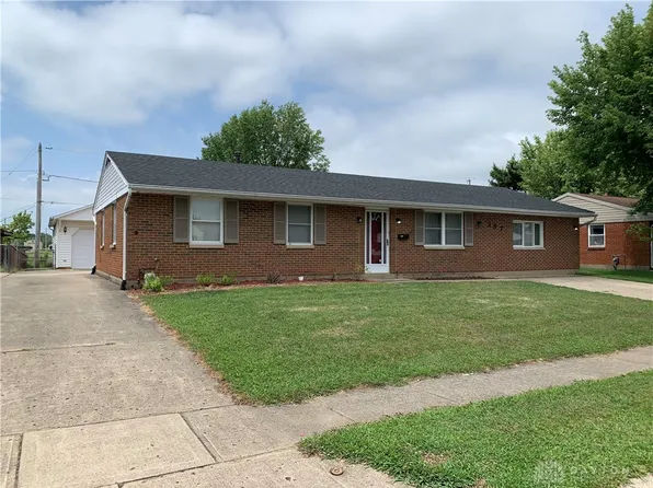 397 Shock Dr, New Lebanon, OH 45345