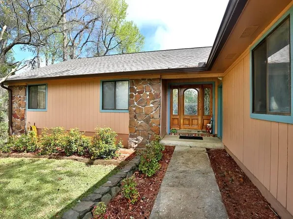 409 Inlet Rd, Eufaula, AL 36027