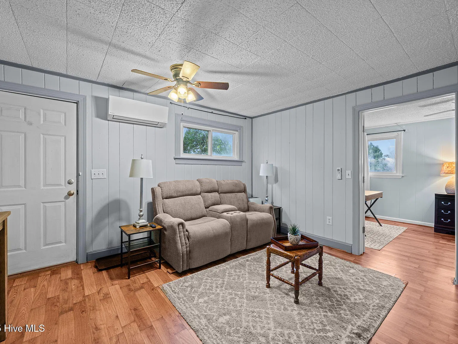 1 bed, 1.0 bath, $1,650 — Photo 2
