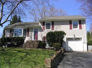 5 Friar Rd, Morris Plains, NJ 07950
