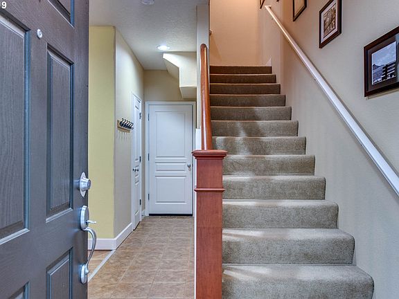 4th image of 5655 NE Orenco Gardens Dr