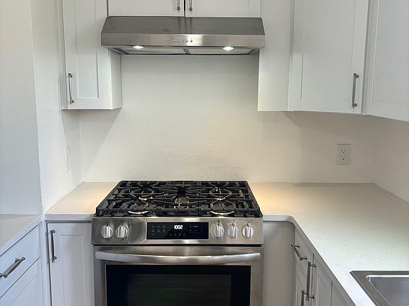 5th image of 3734 Sunset Ln APT 12