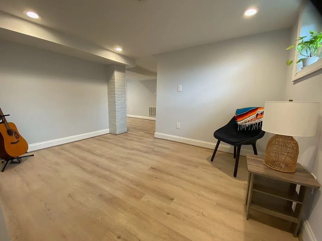 1 bed, 1.0 bath, 900 sqft, $2,400 — Photo 4