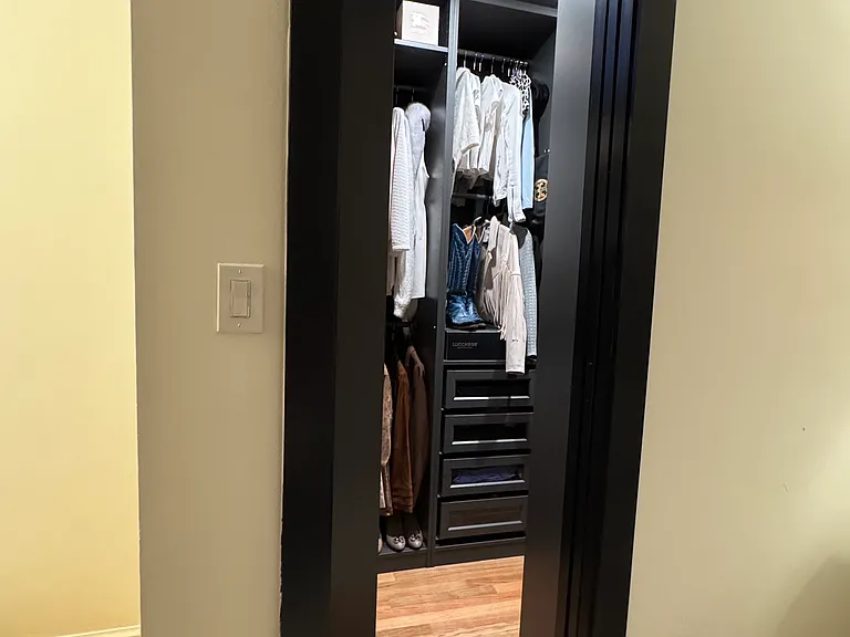 Master Bedroom Custom Walk In Closet