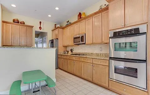 2731 Cabernet Ln — Photo 5