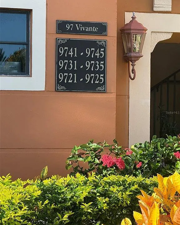 97 Vivante Blvd #404
