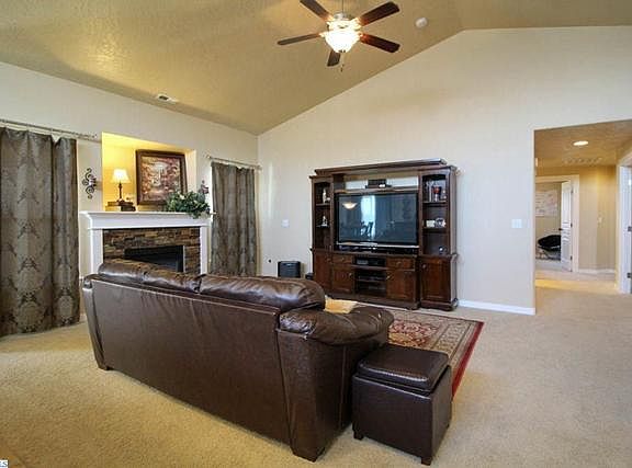 4th image of 4438 Tamarisk Dr