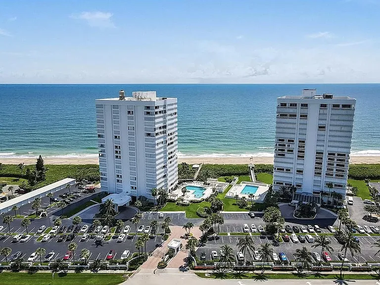 looking east ,ocean front. bldg on left