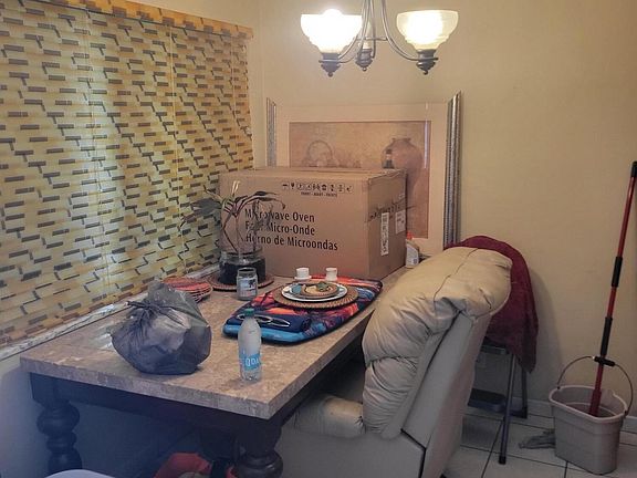 3rd image of 1015 SW 11th Avenue #12k