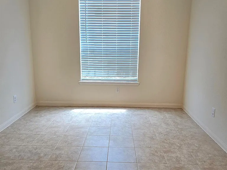 9510 Opal Gates Dr — Photo 8