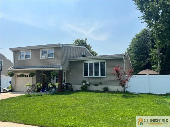 57 Frederick Pl, Old Bridge, NJ 08857
