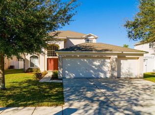 2715 Avon River Dr, Valrico, FL 33594