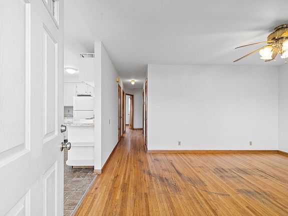 2nd image of 320 Church St