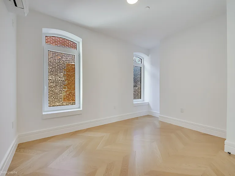370 Lenox Ave #Penthouse 4 — Photo 5