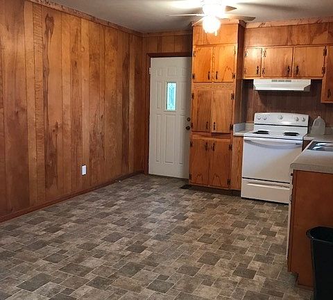 5th image of 2550 Linda Dr SE