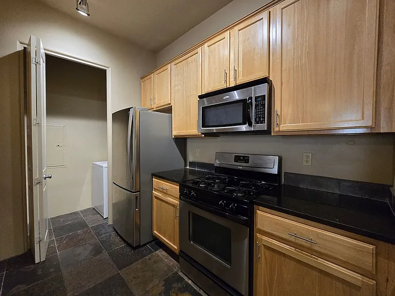 1405 Vegas Verdes #B-234 — Photo 4