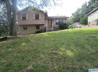 924 Arcadia Cir, Hueytown, AL 35023