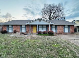 1217 Cherokee Dr, Newport, AR 72112