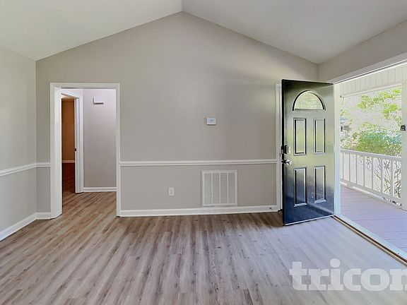 3rd image of 115 Polly Pl