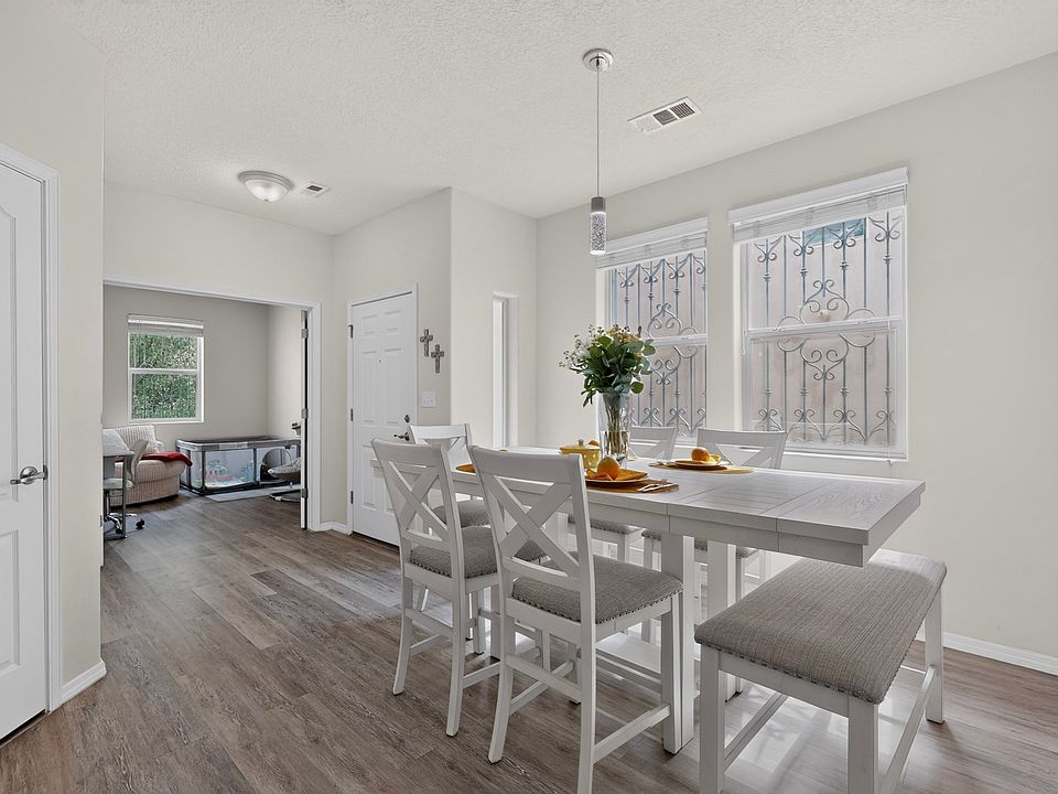 1st image of 3008 Floras Del Sol St