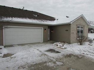 12011 Cross Winds Way, Fort Wayne, IN 46818