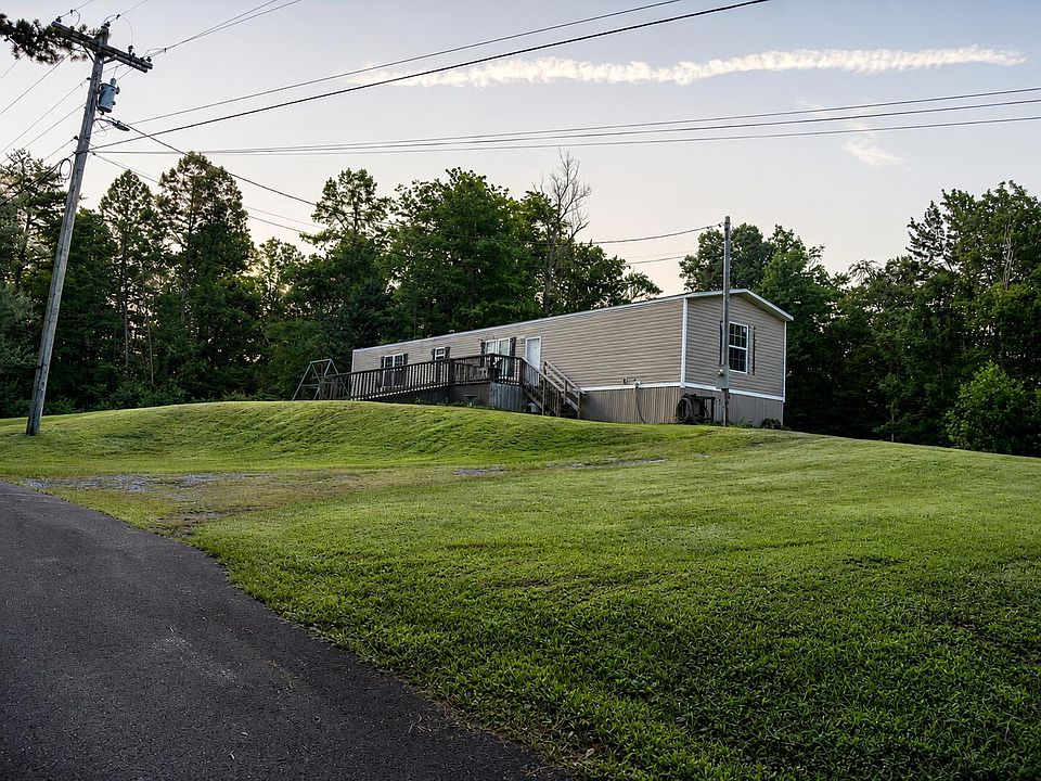 1st image of 84 River Hill Rd