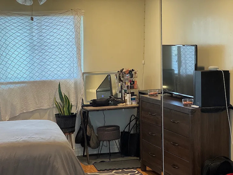 221 Wesley Ave #221 — Photo 16