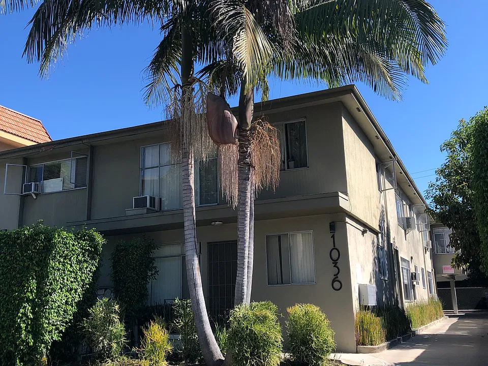 1036 N Laurel Ave #5