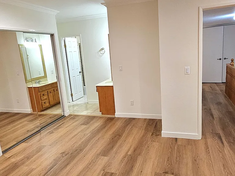 4216 Ethel Ave #7 — Photo 17