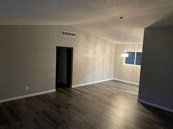 5th image of 7139 Dogwood Ln