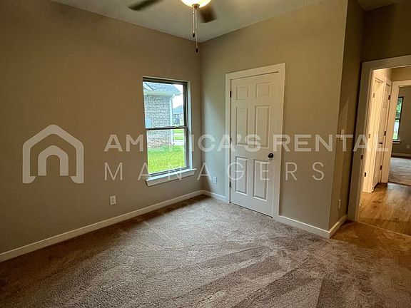 3rd image of 826 Temple St