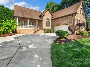 3831 Riceland Pl, Charlotte, NC 28216