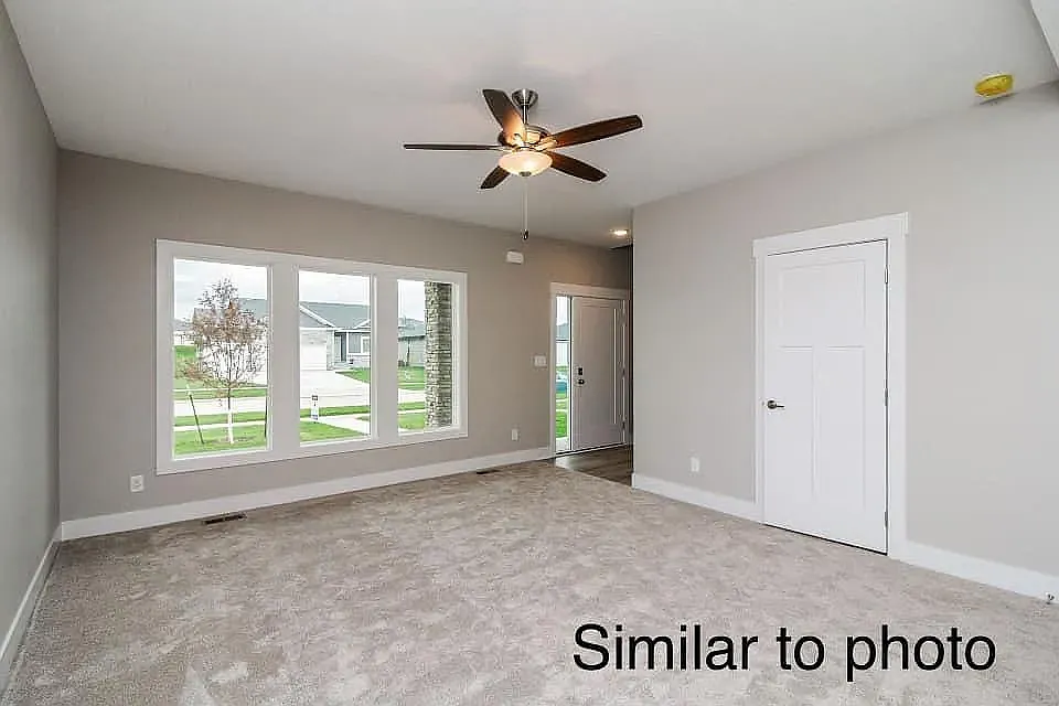 3 bed, 1864 sqft, $2,200 — Photo 3