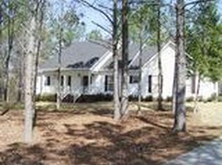 96 Tuxedo Dr, Commerce, GA 30530