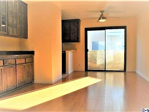 3rd image of 1737 Peyton Ave APT F