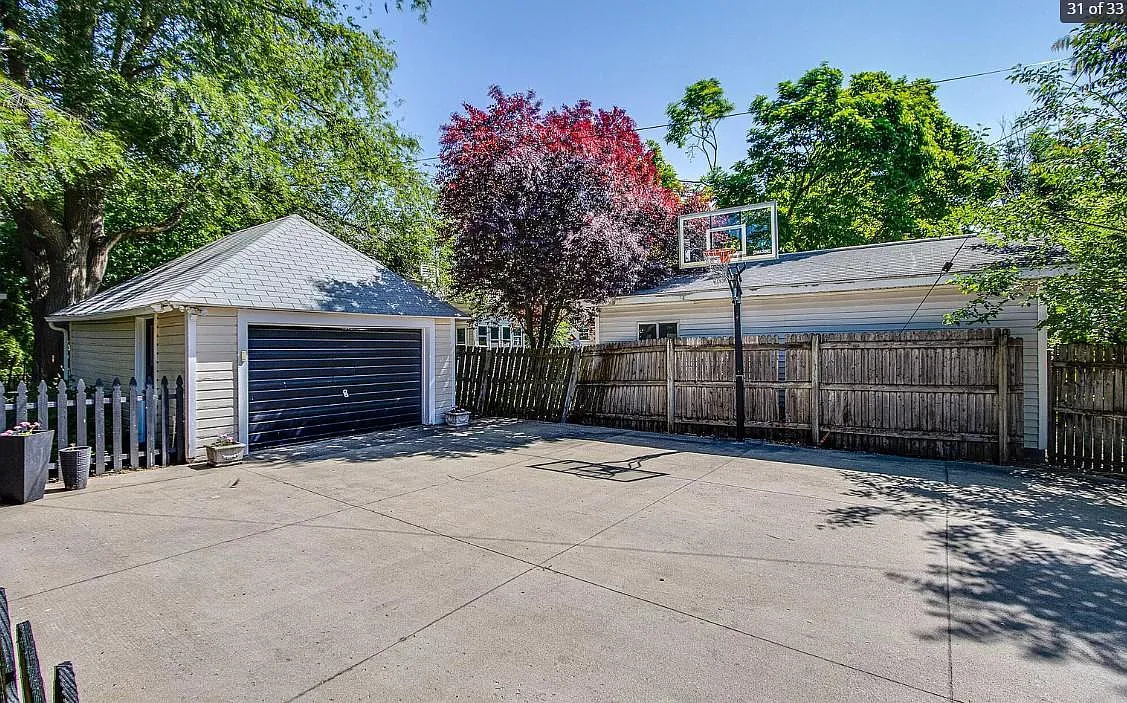 756 Stocking Ave NW — Photo 3