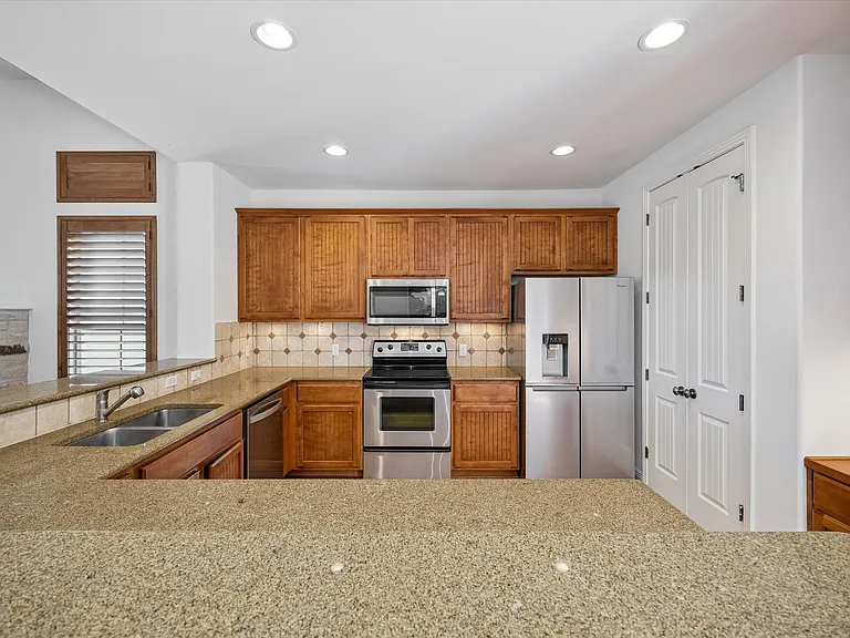 6201 River Place Blvd — Photo 10