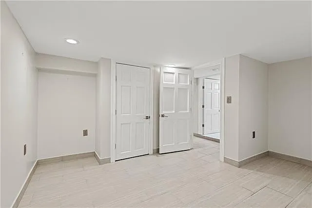 2429 Octavia St — Photo 11