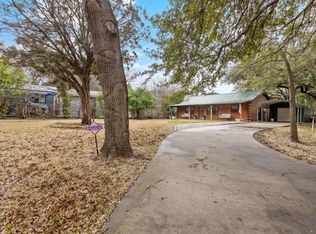 3810 Pawnee Ct, Granbury, TX 76048